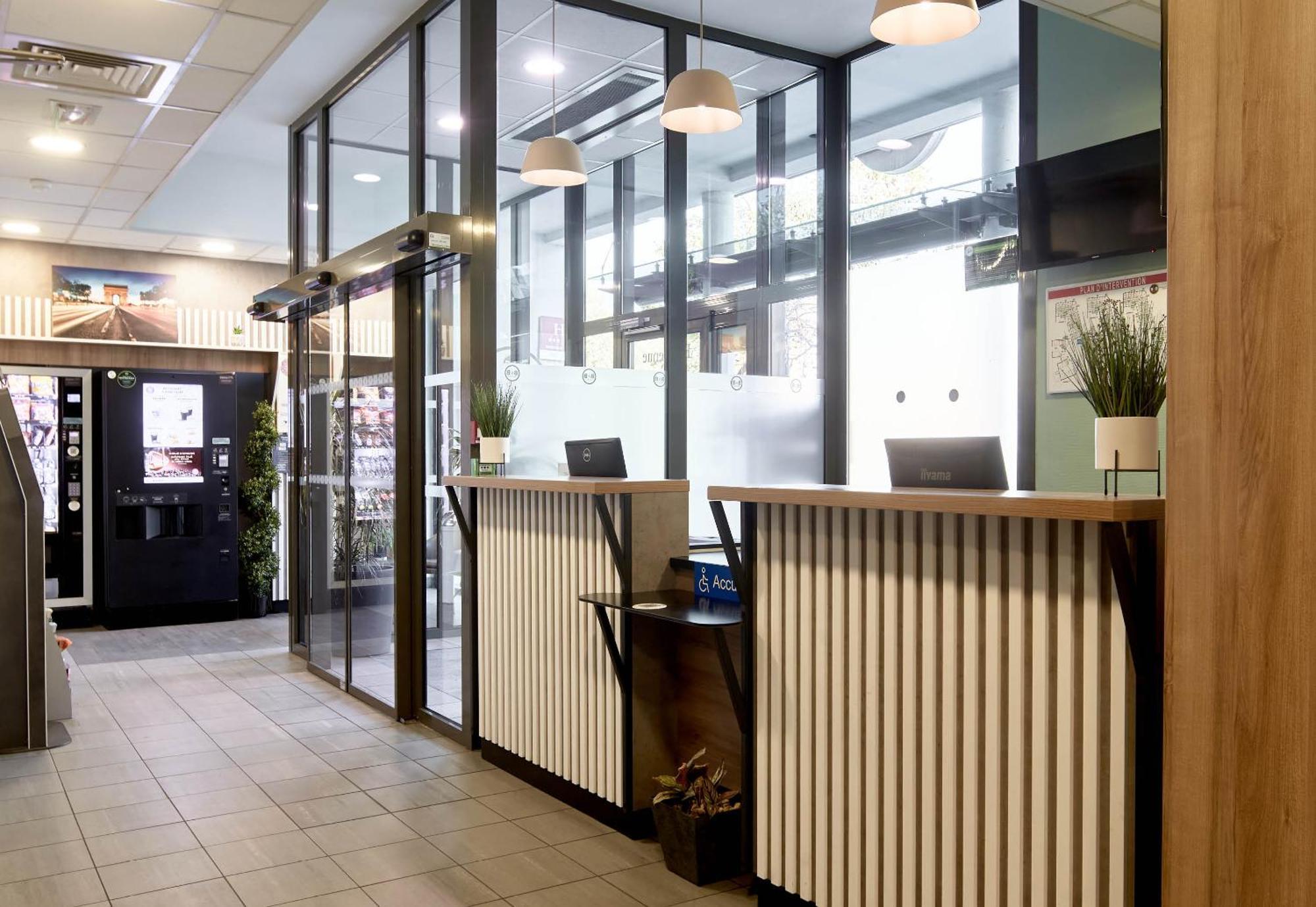 B&B Hotel Paris Saint-Denis Pleyel Eksteriør billede